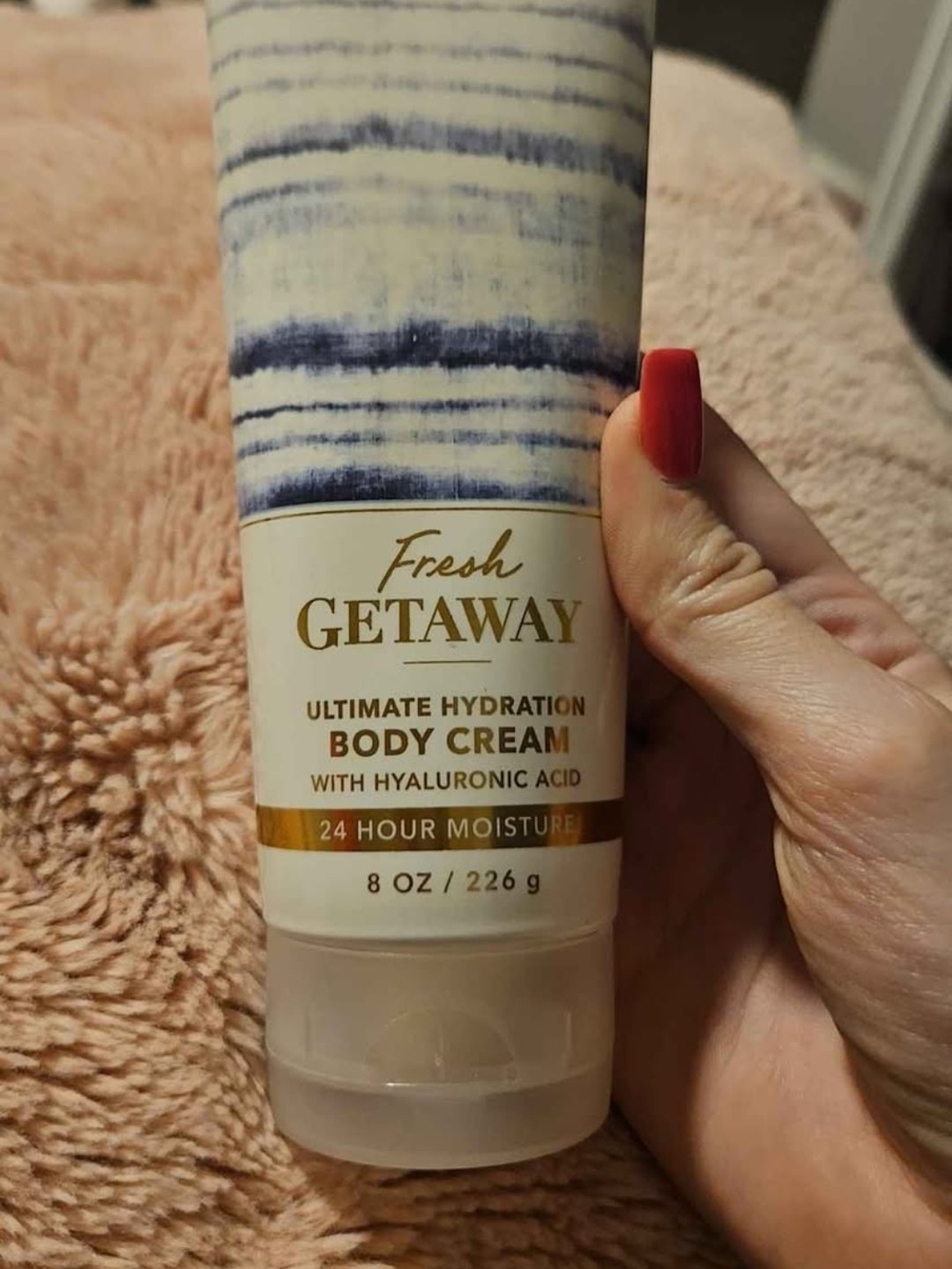 Fresh Getaway Ultimate Hydration Body Cream - White & Blue